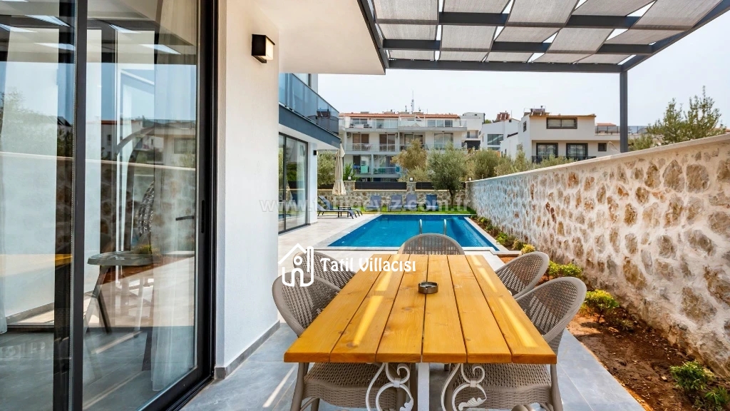 Villa Lipsos 2