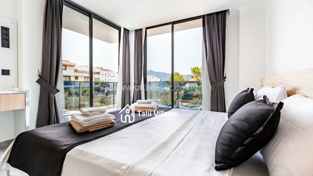 Villa Lipsos 2