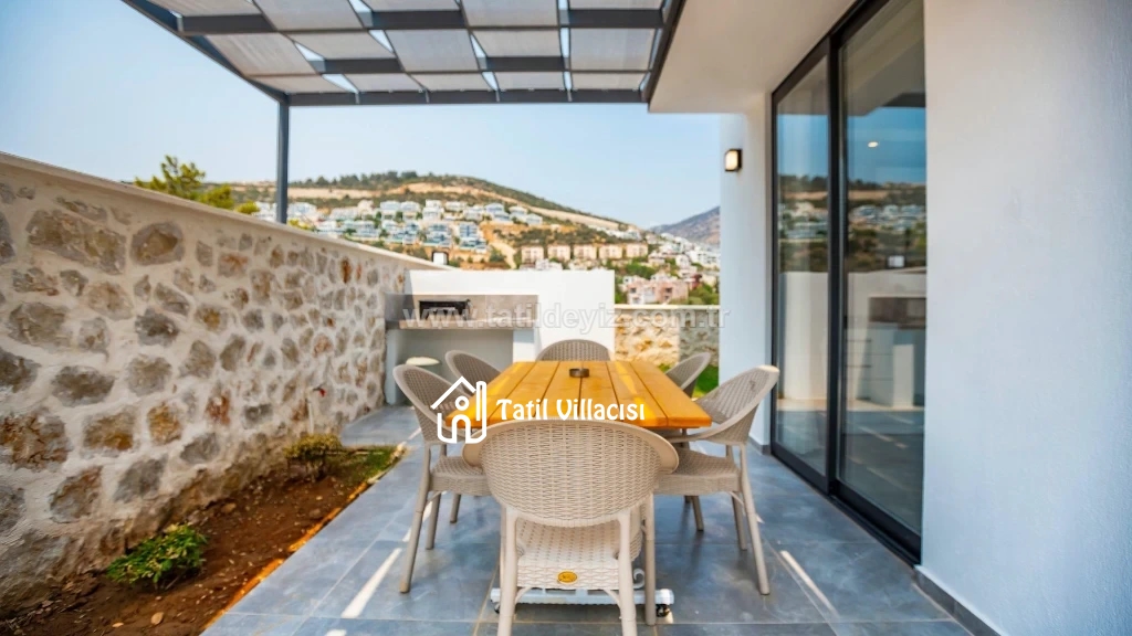Villa Lipsos 2