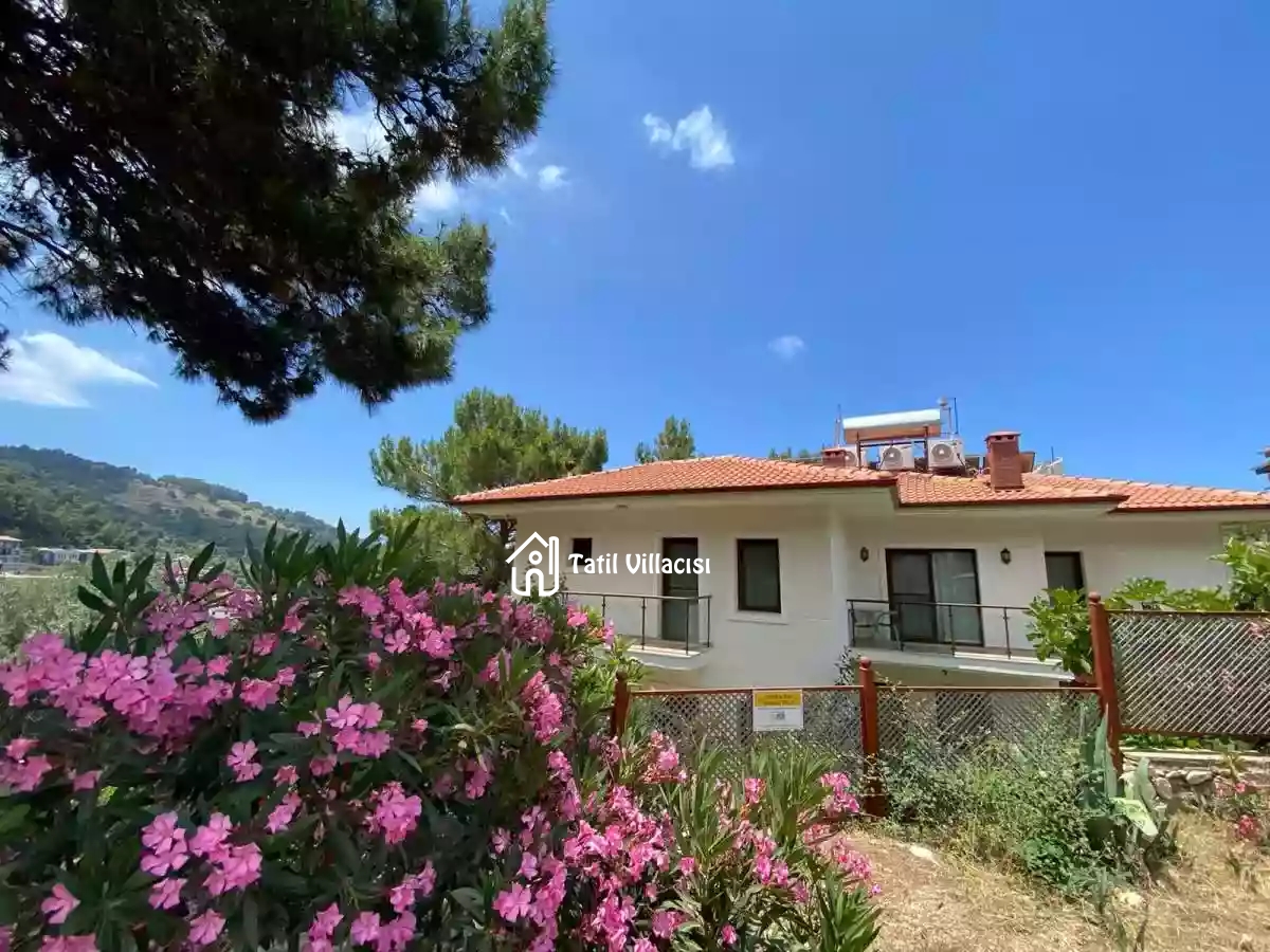 Villa Lotushouse