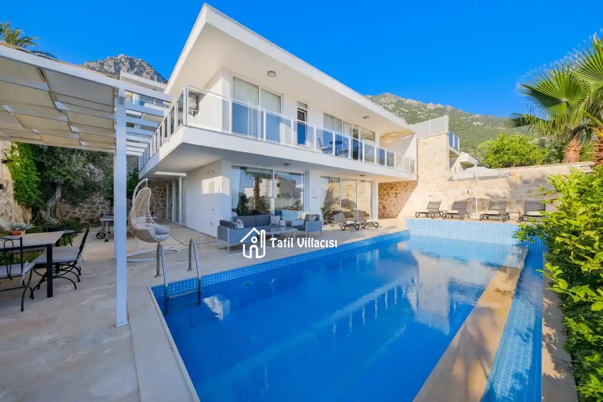 Villa Lumire 1