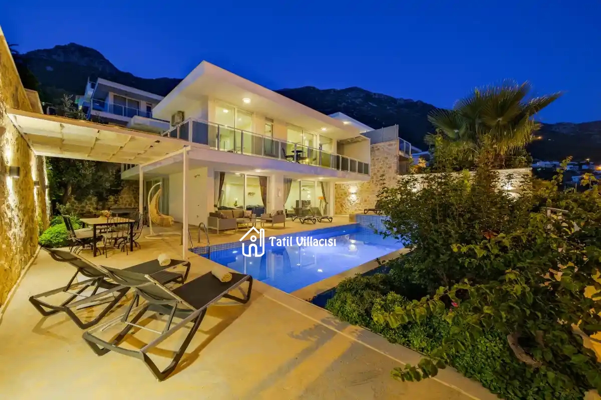 Villa Lumire 1
