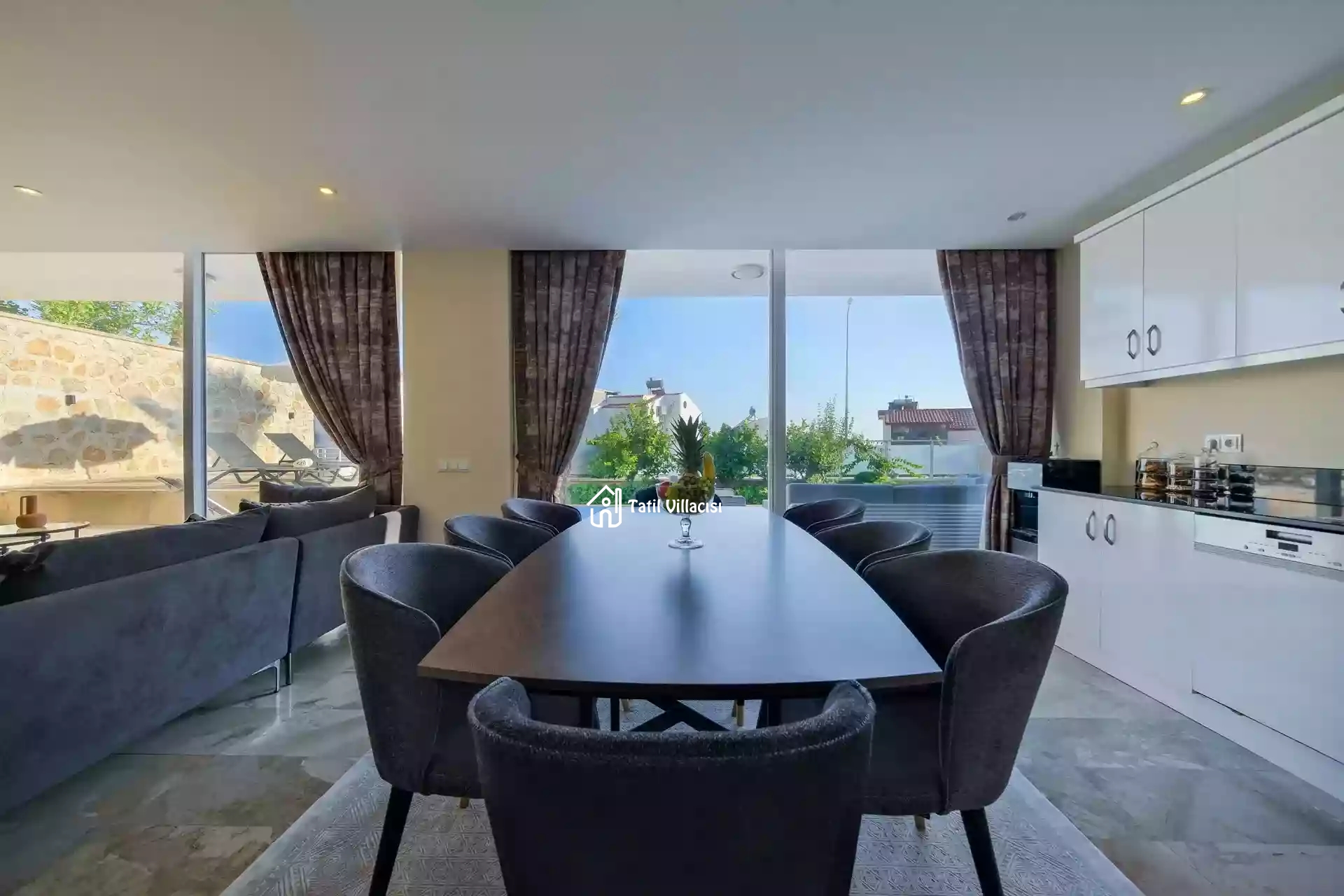 Villa Lumire 1