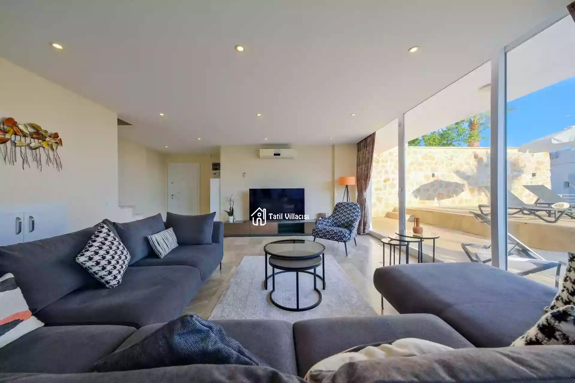 Villa Lumire 1
