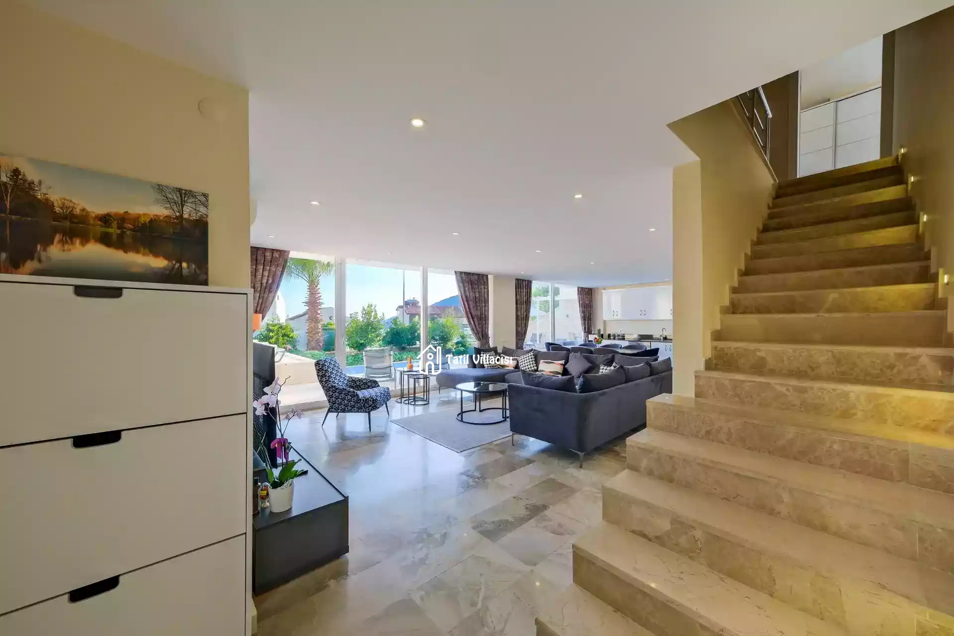 Villa Lumire 1