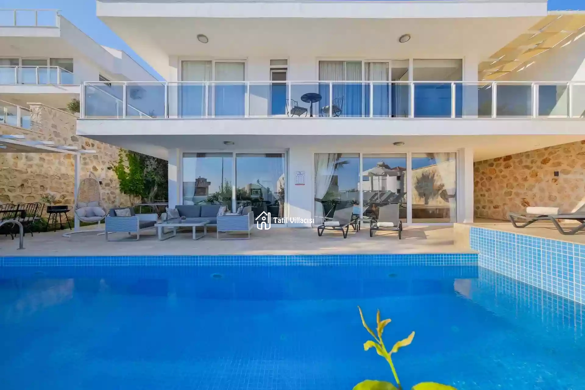 Villa Lumire 1