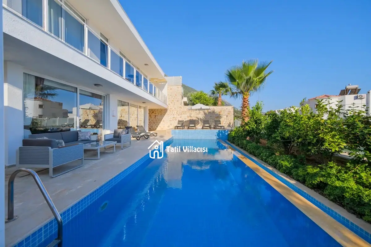 Villa Lumire 1
