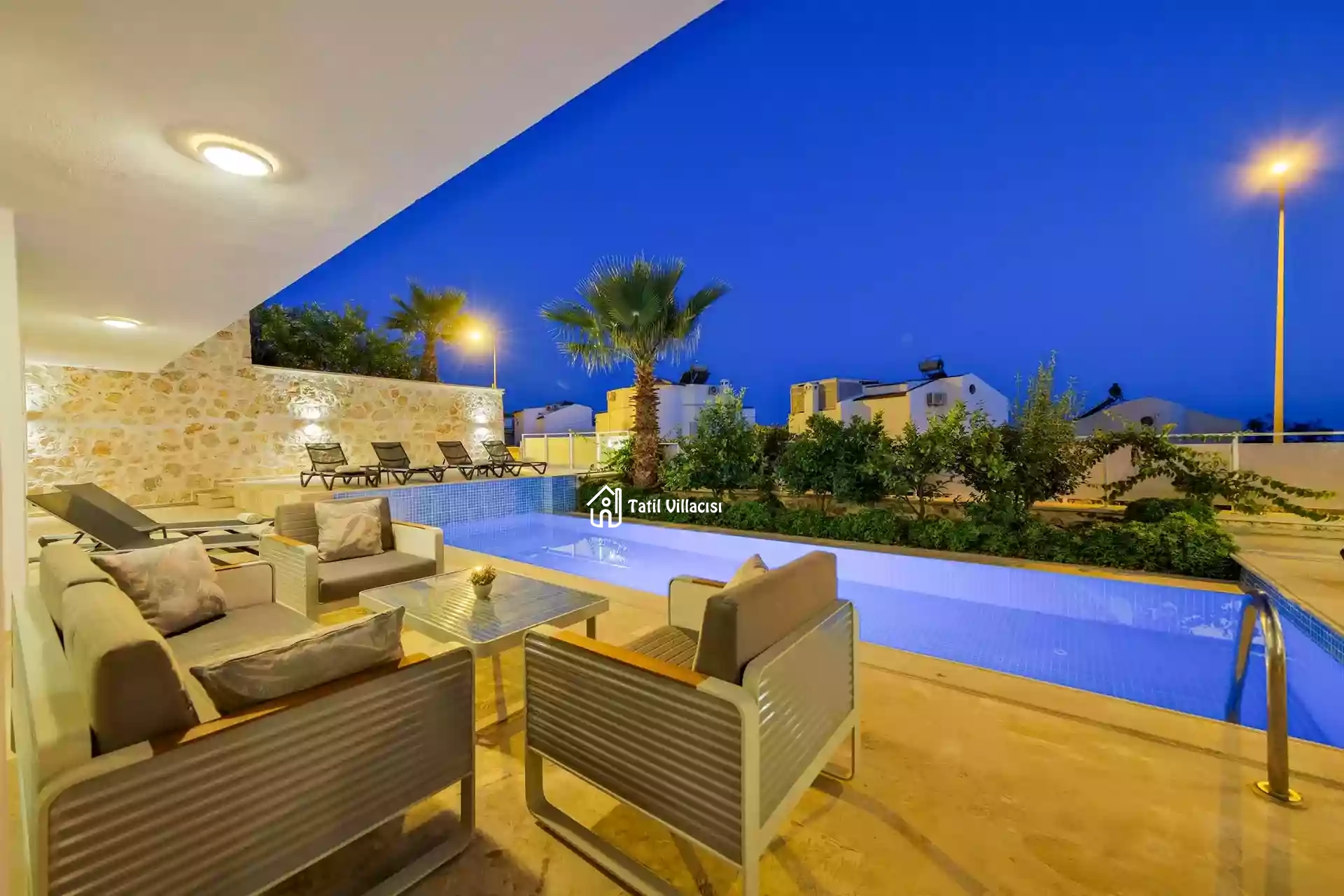 Villa Lumire 1