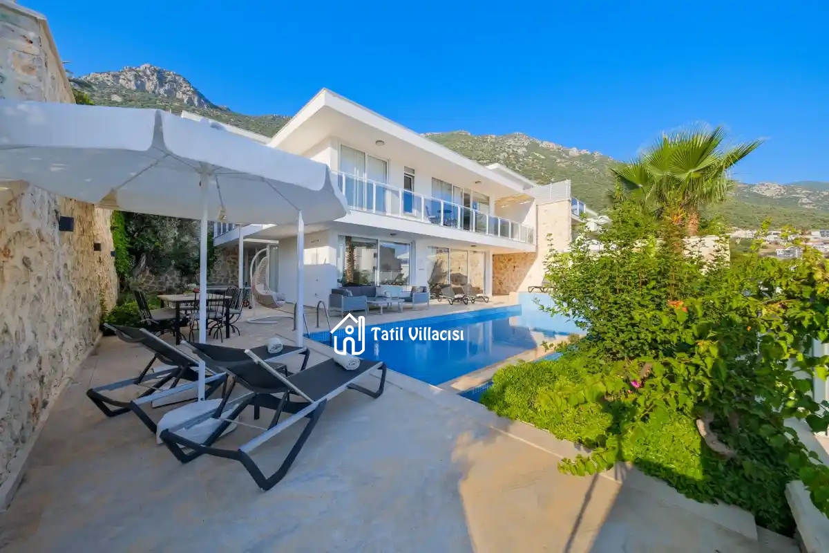 Villa Lumire 1