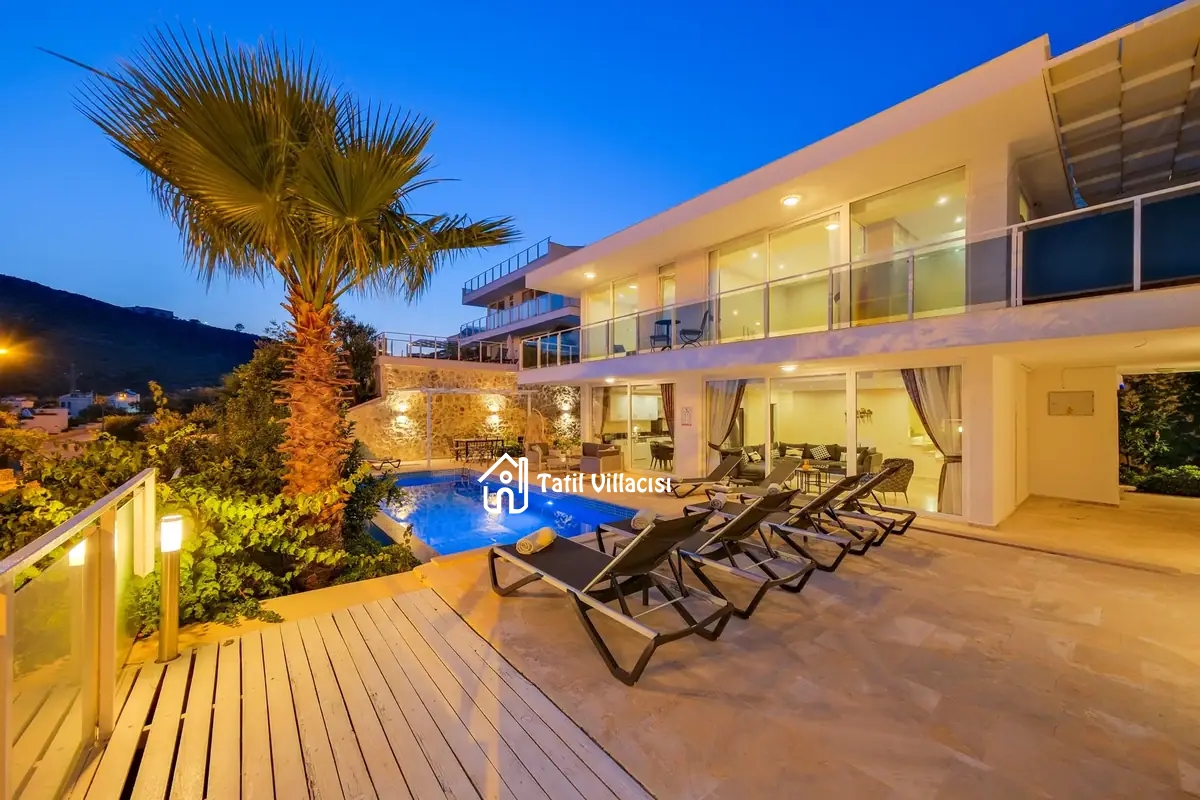 Villa Lumire 1