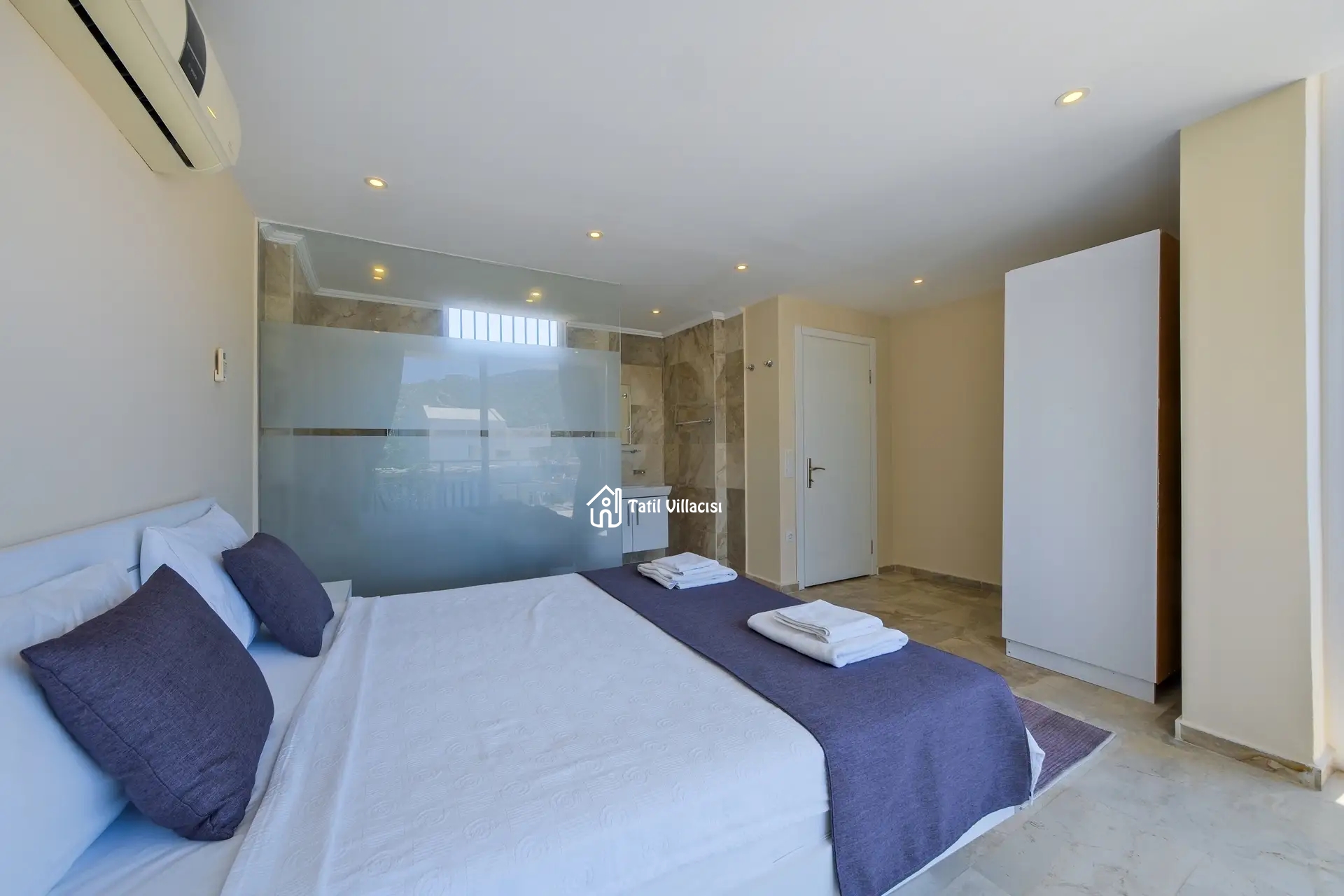 Villa Lumire 1