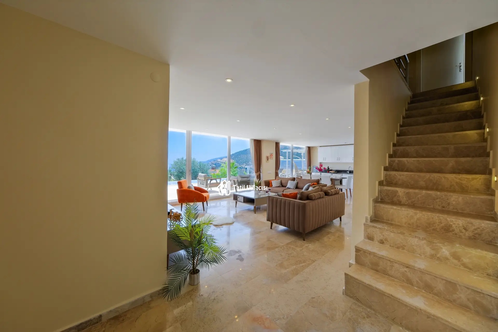Villa Lumire 2