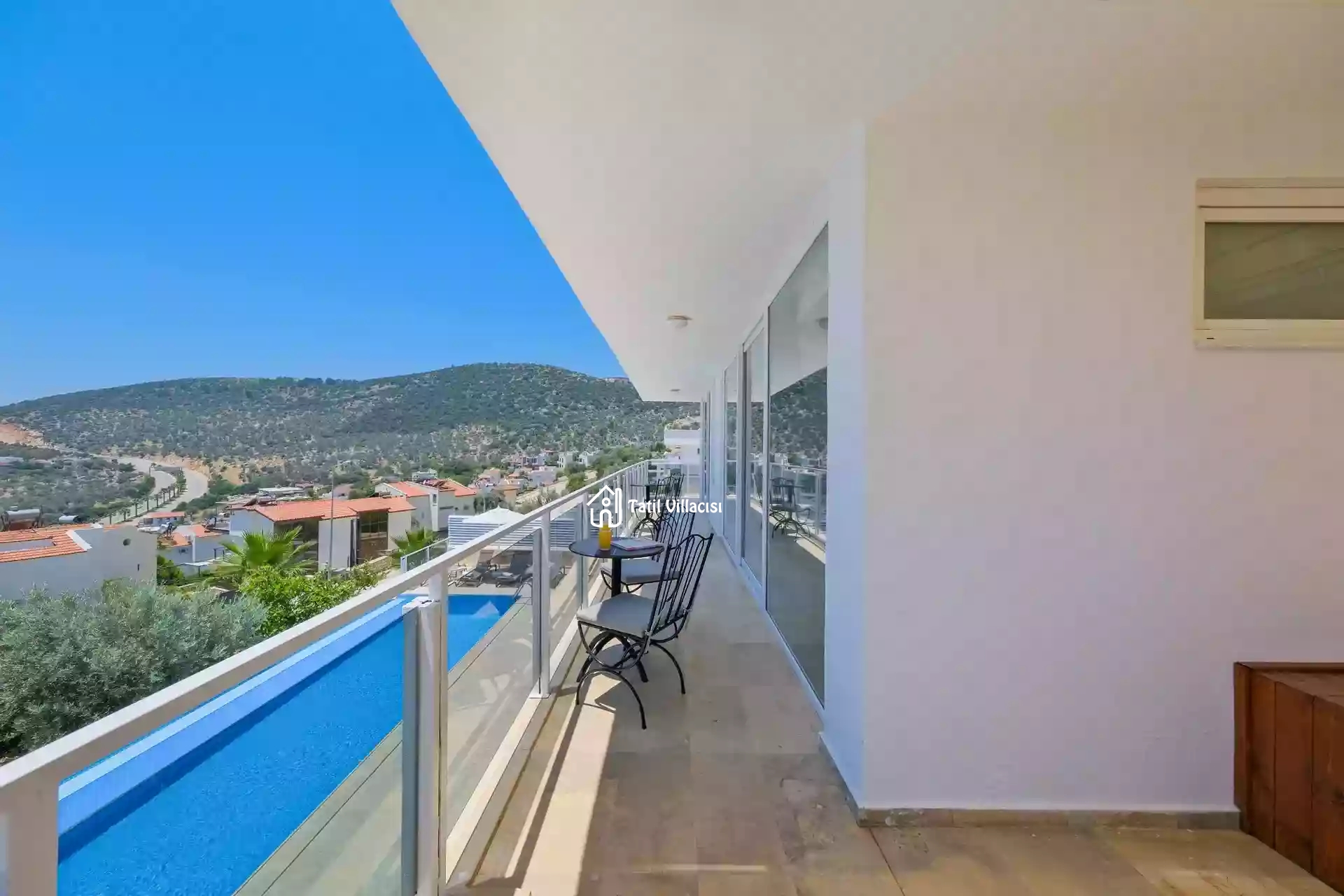 Villa Lumire 2
