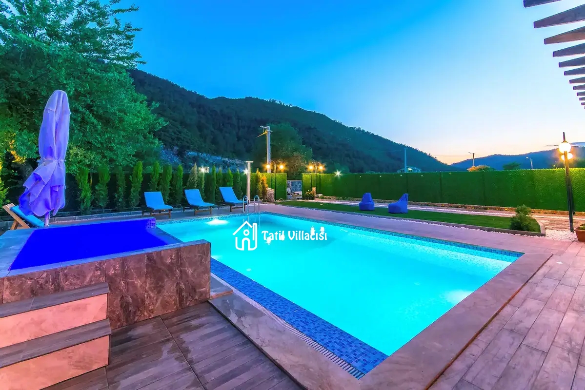 Villa Makri