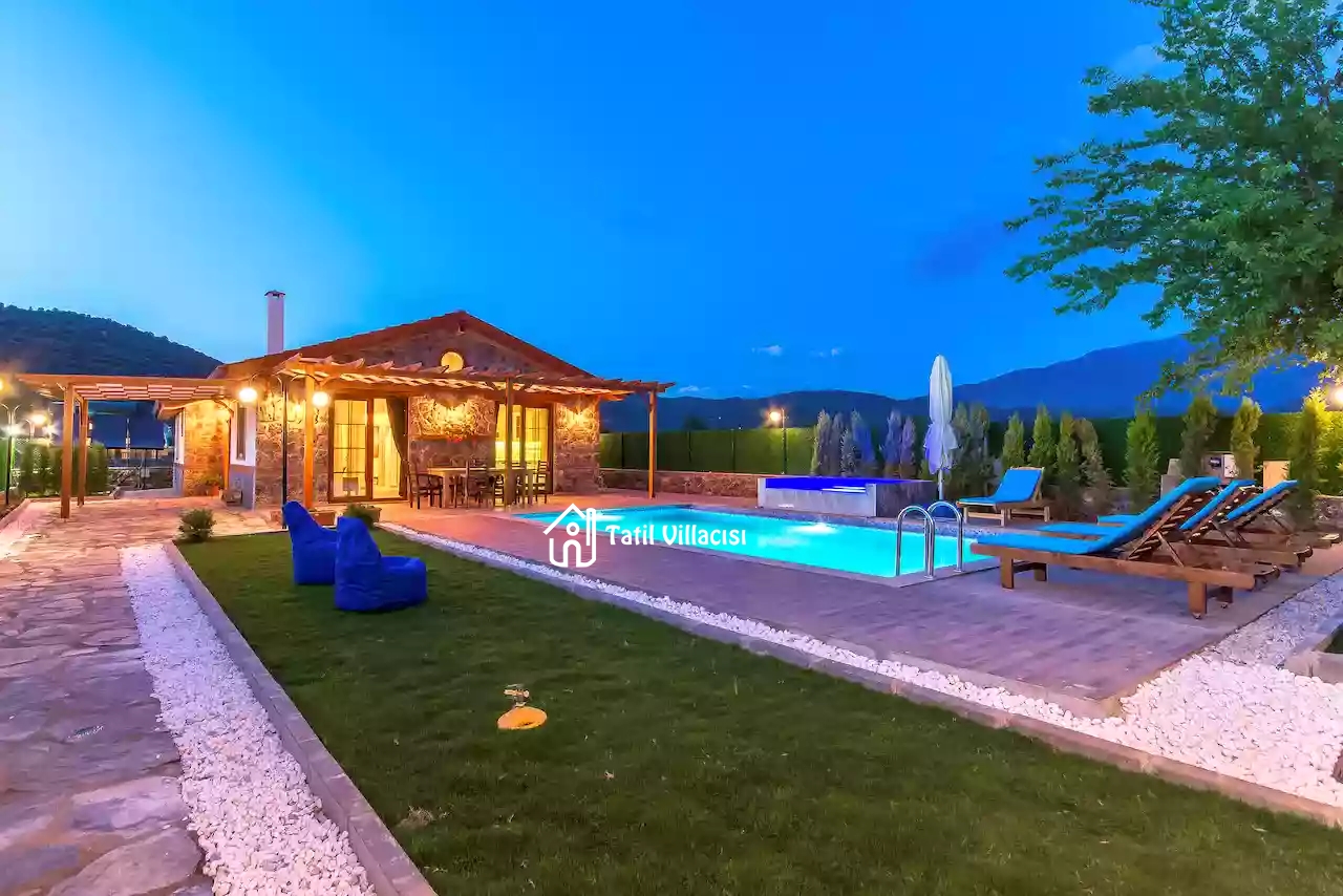 Villa Makri
