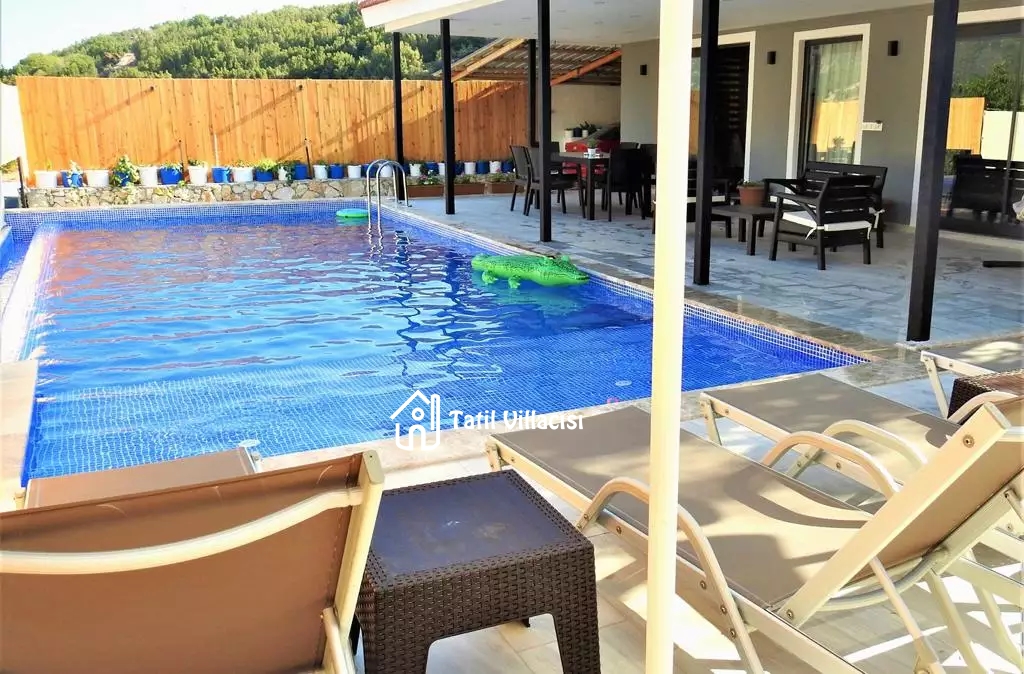 Villa Manastıra