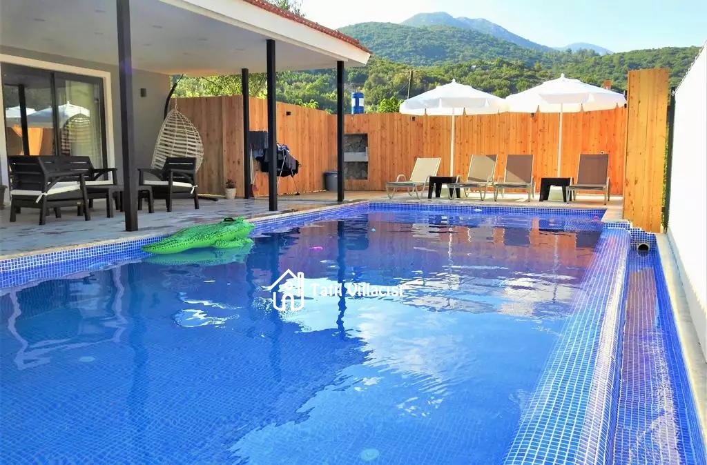 Villa Manastıra