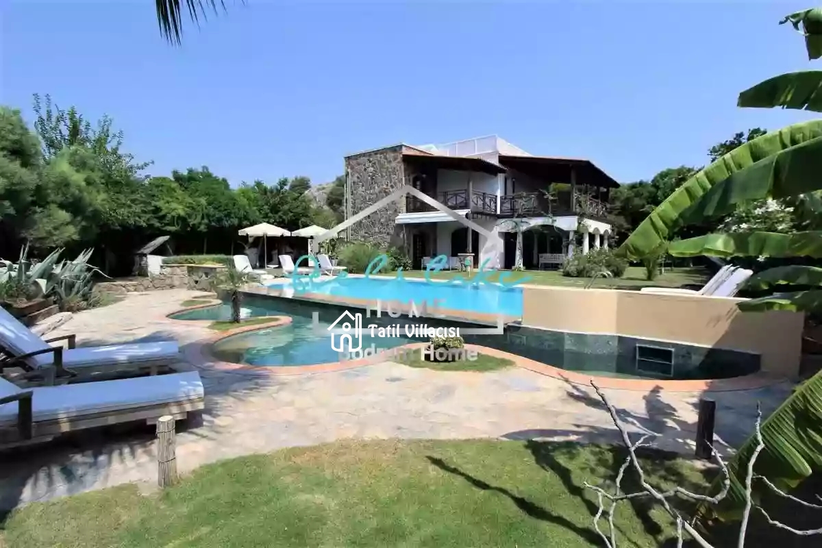 Villa Mandalin