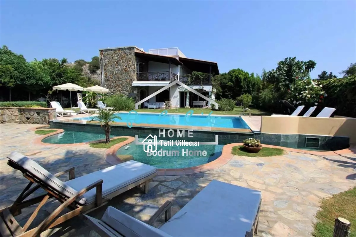 Villa Mandalin