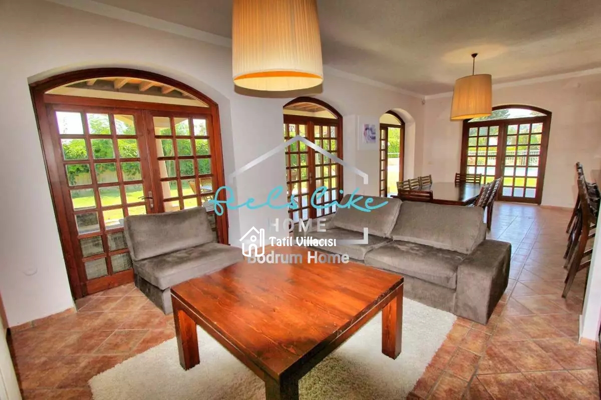 Villa Mandalin