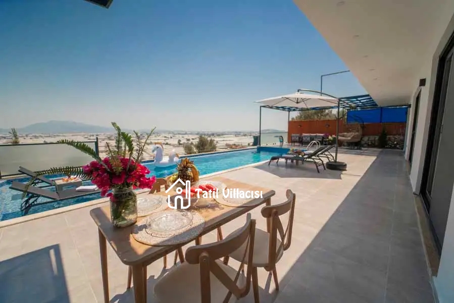 Villa Mega Star