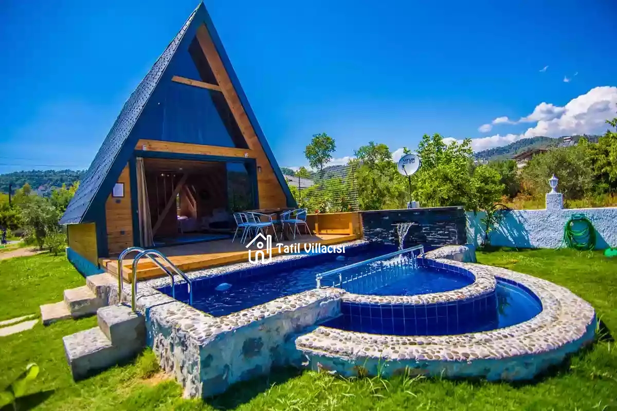 Villa Mitra