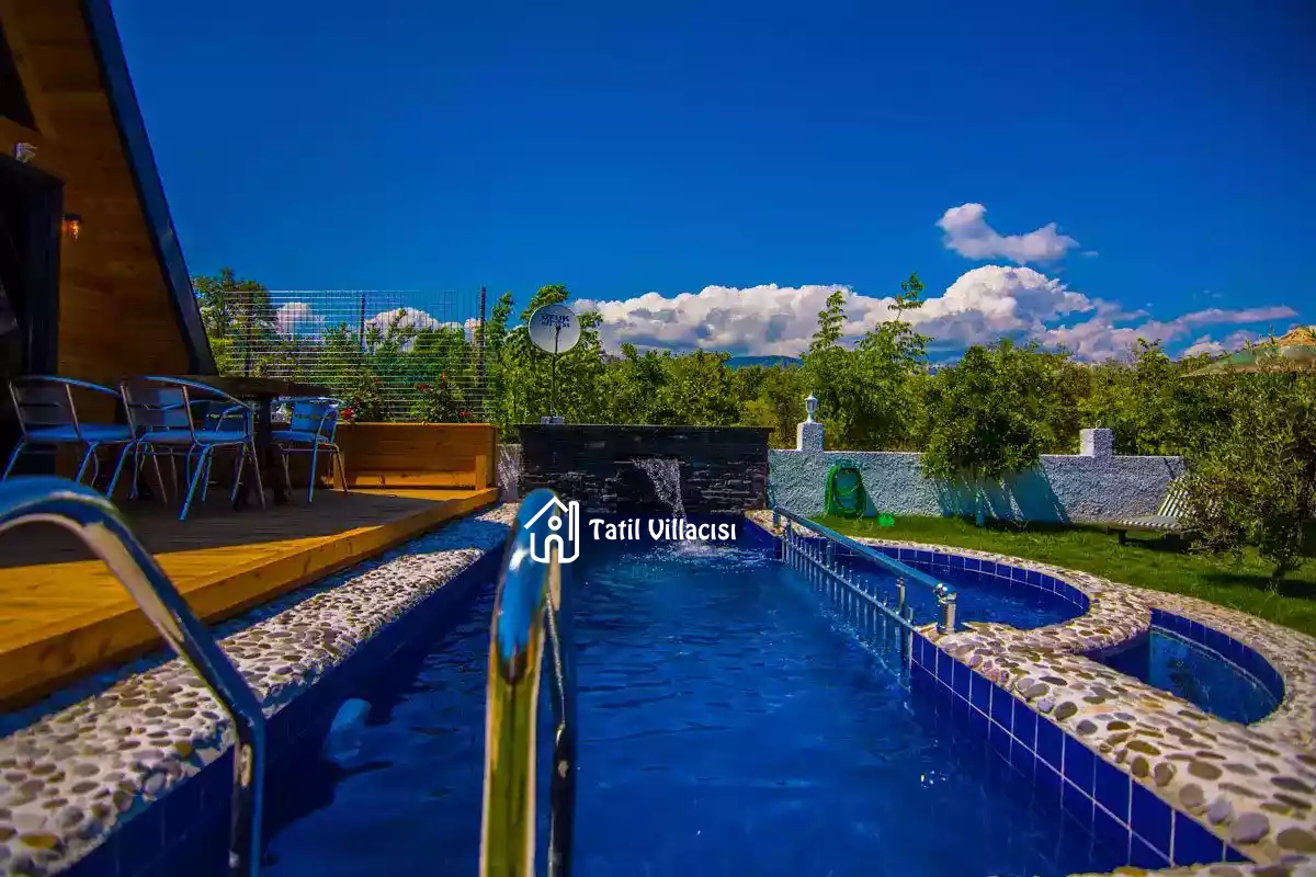 Villa Mitra