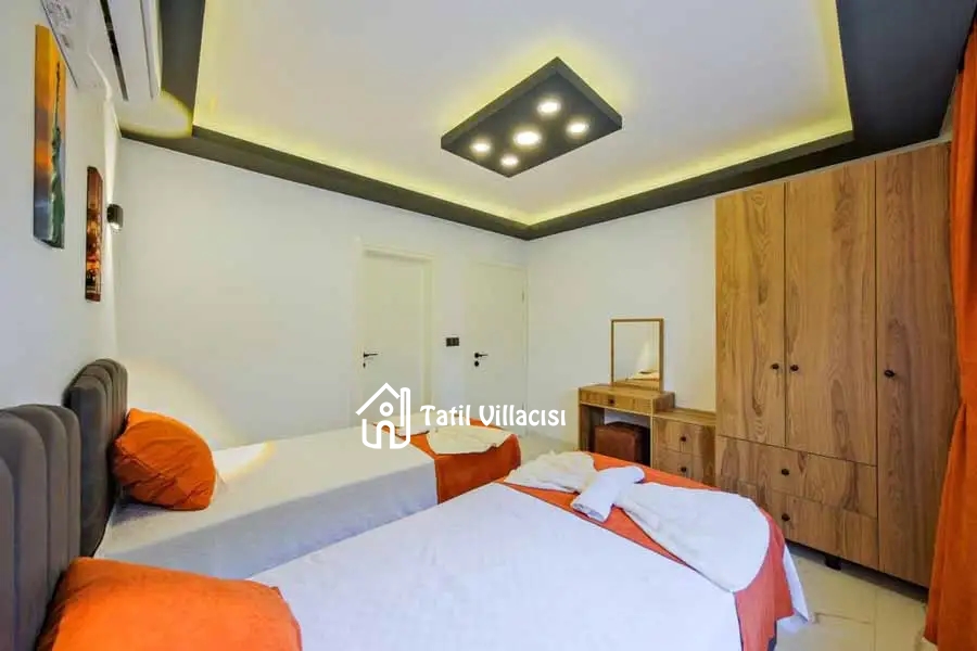 Villa Motif 2