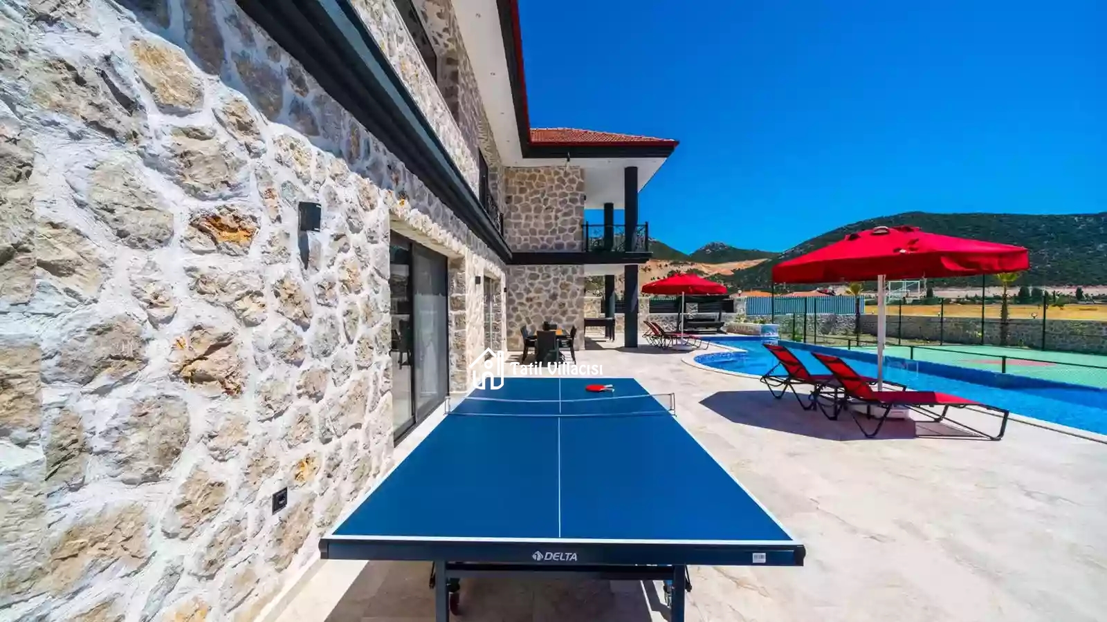 Villa Nirvana