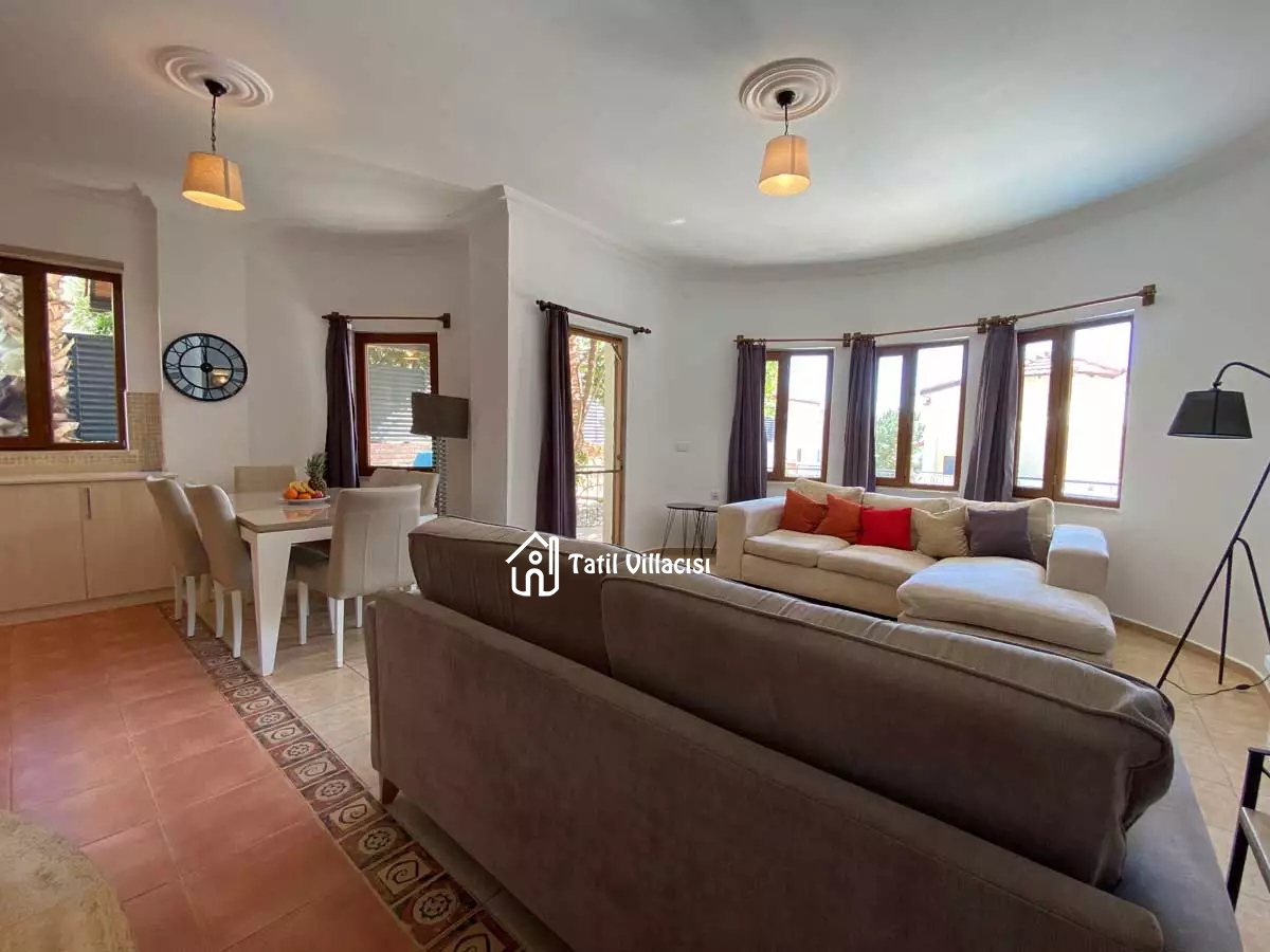 Villa Nisan