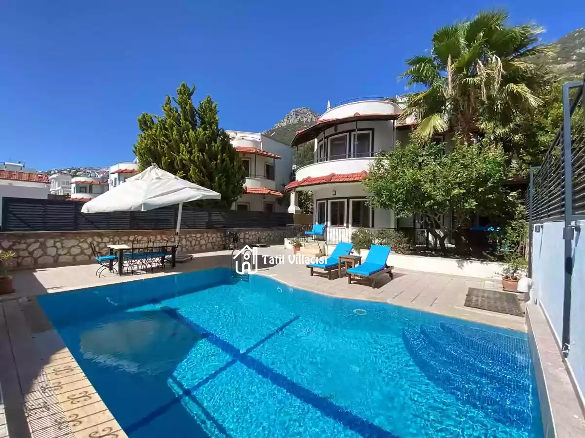 Villa Nisan
