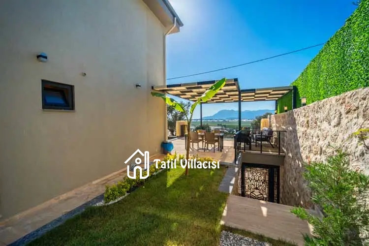 Villa Nur