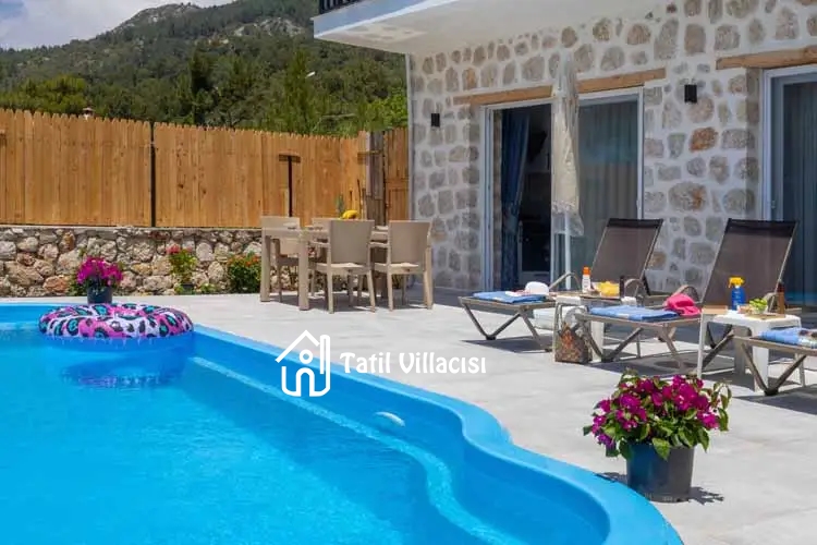 Villa Petek 2