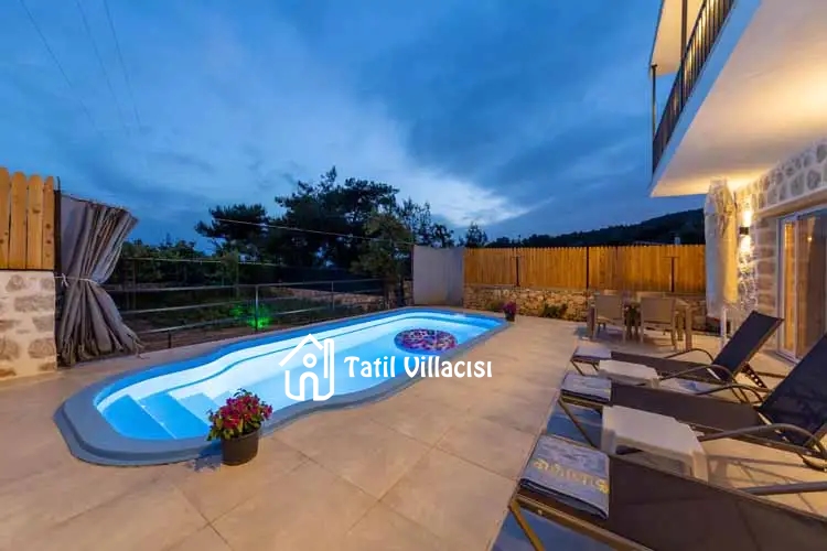 Villa Petek 2