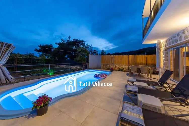 Villa Petek 2
