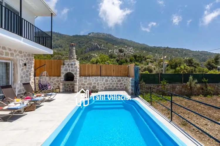 Villa Petek 2