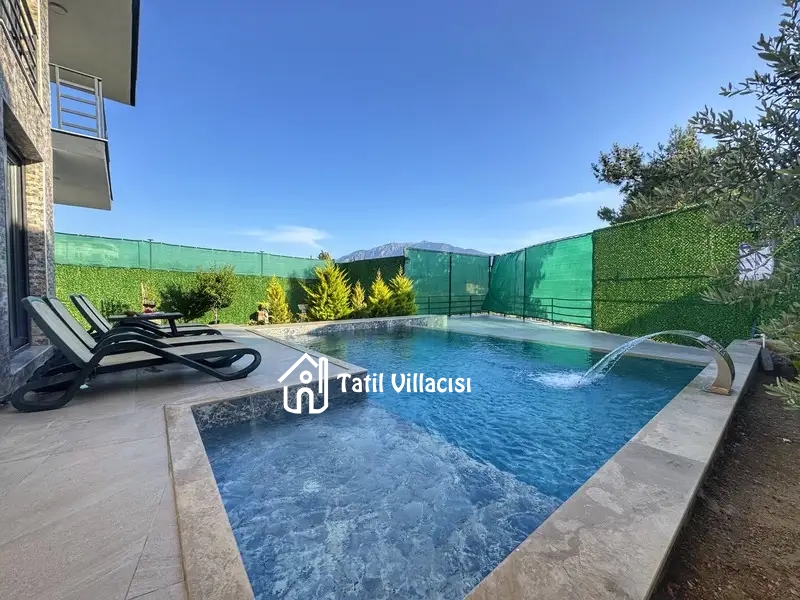 Villa Poli