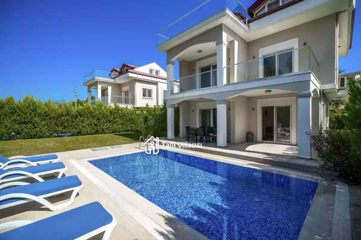 Villa Polo 1