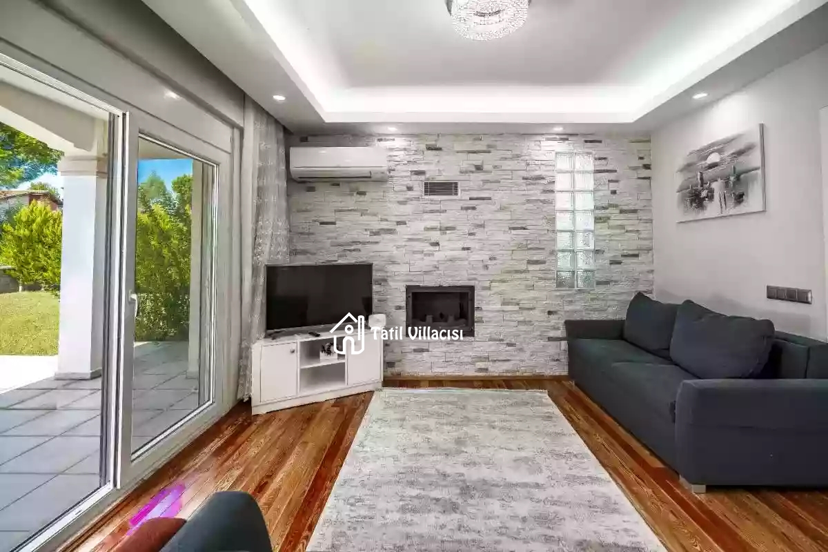 Villa Polo 2