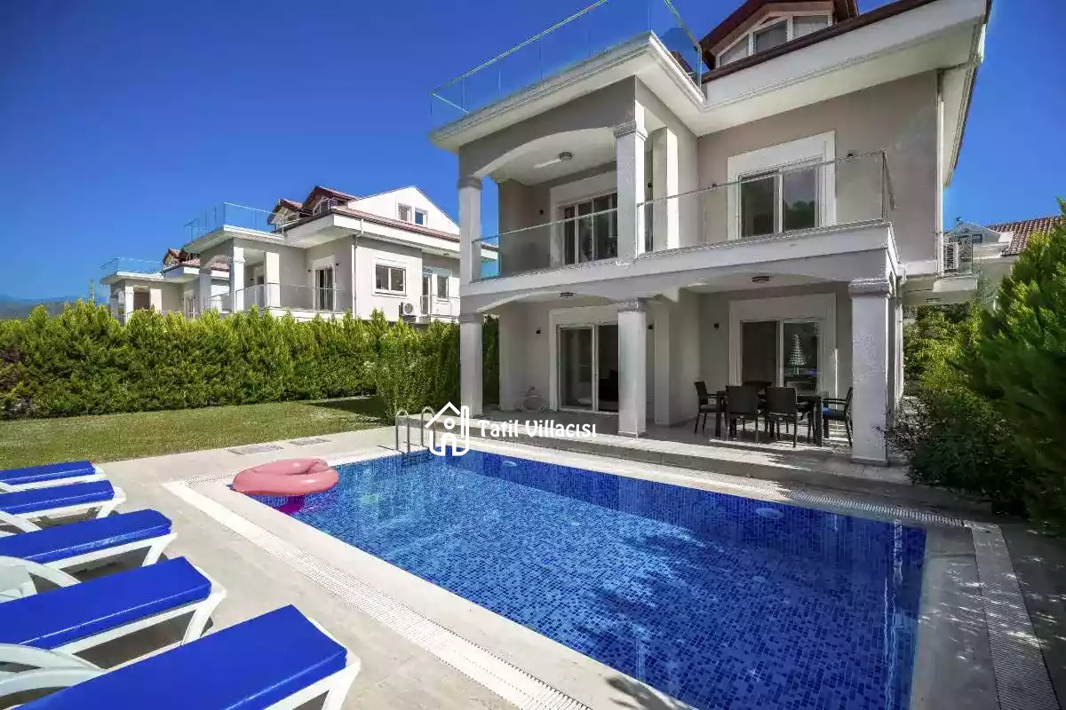 Villa Polo 2