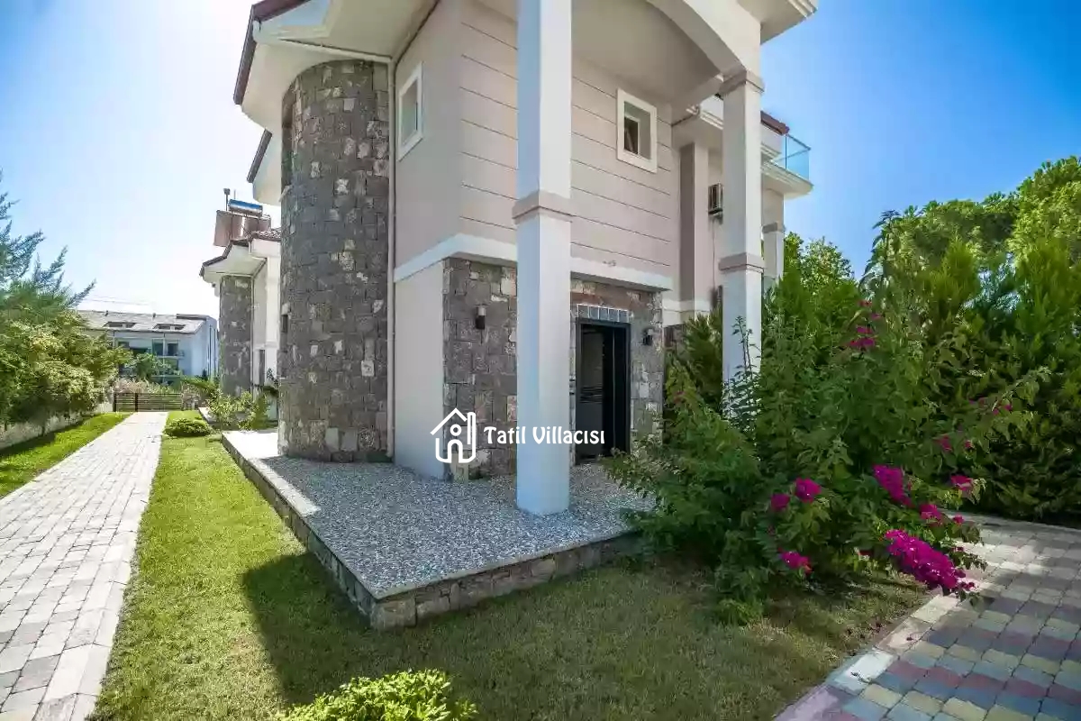 Villa Polo 2