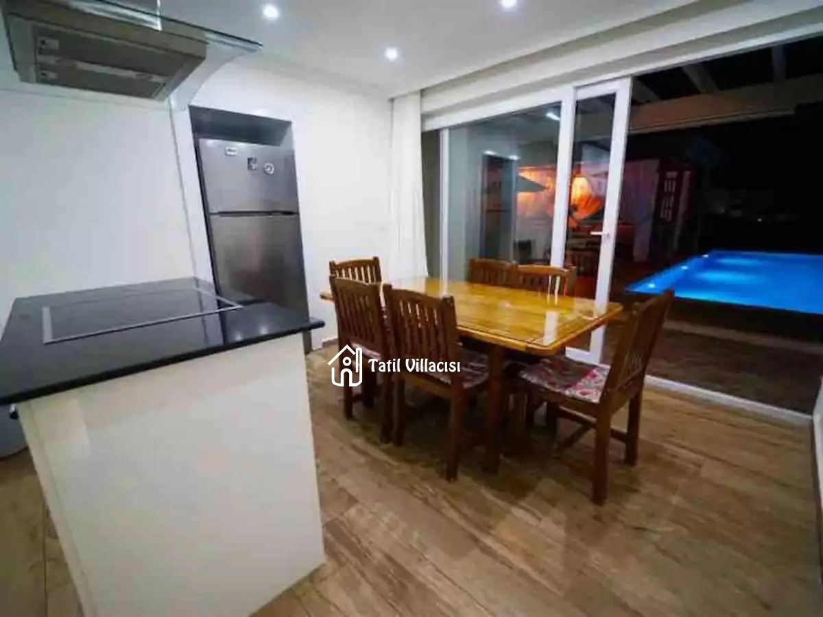 Villa Premium J