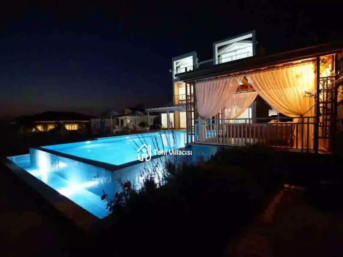 Villa Premium J