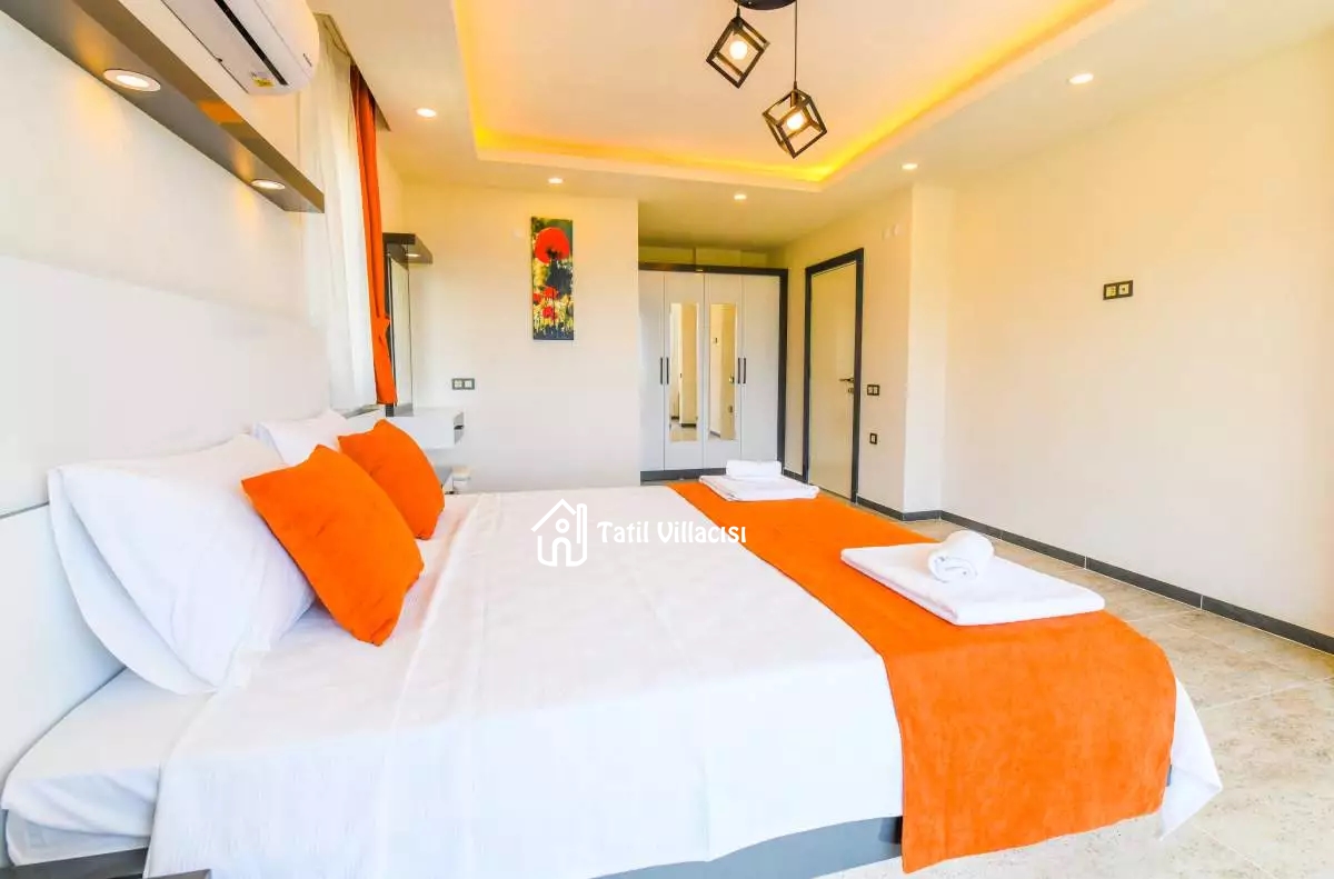 Villa Risus 1
