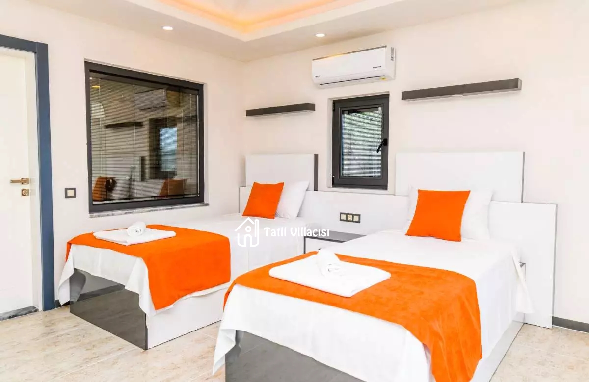 Villa Risus 1