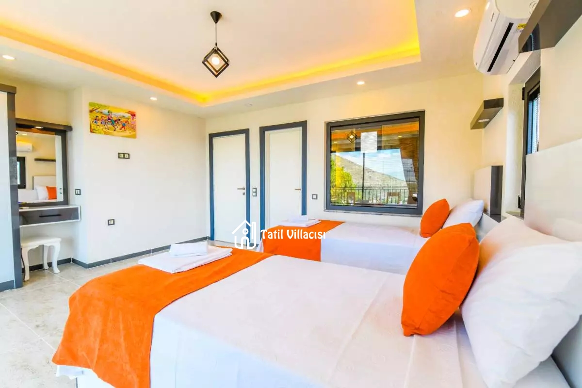 Villa Risus 1