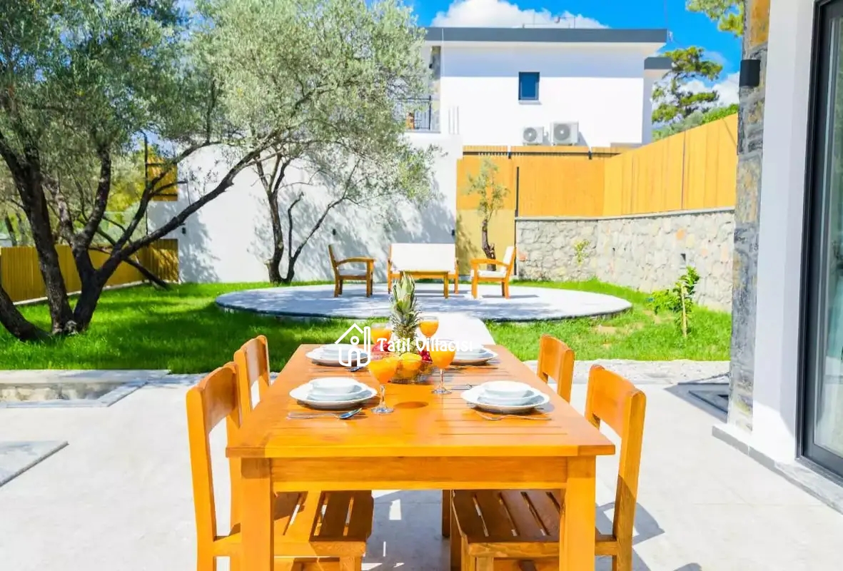 Villa Risus 2