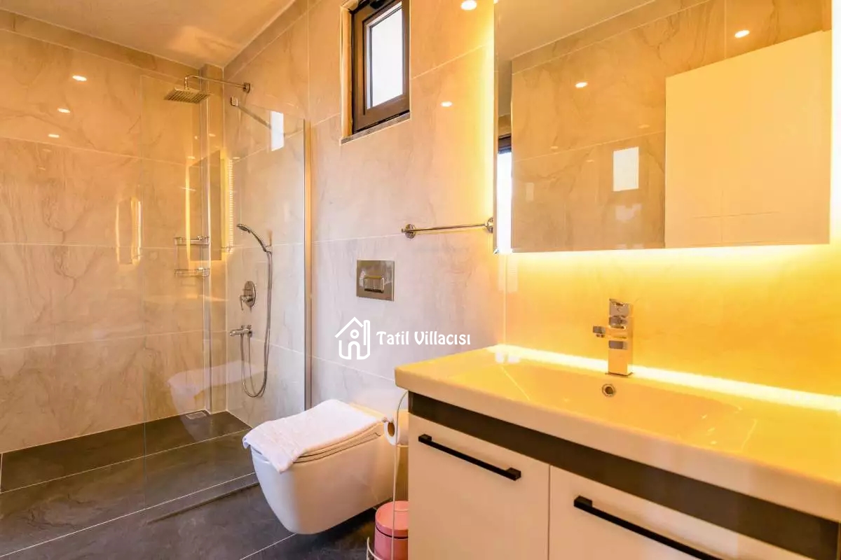 Villa Risus 2