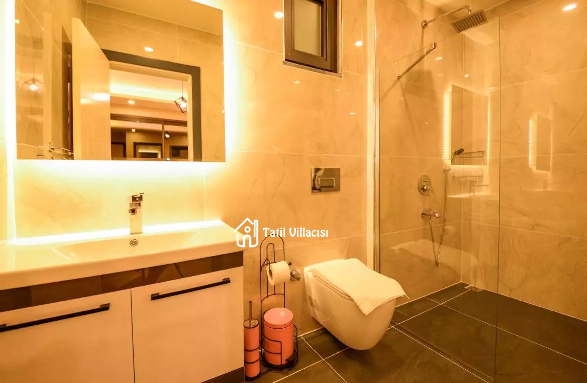 Villa Risus 2