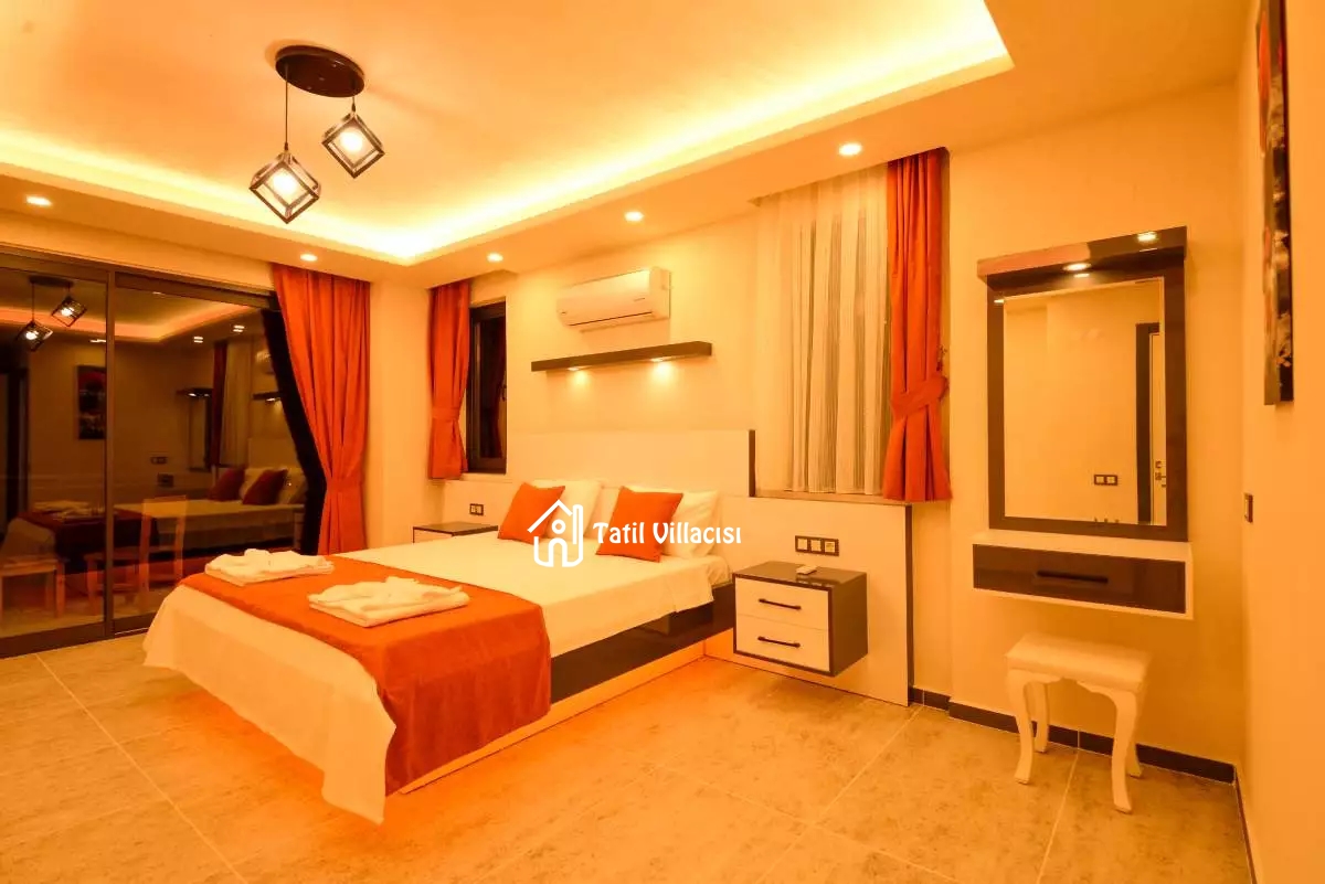 Villa Risus 2